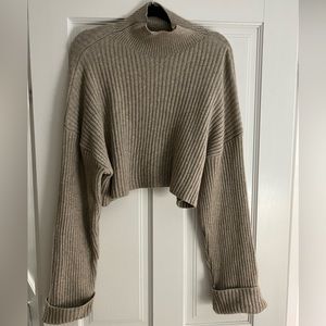 ZARA Cropped sweater